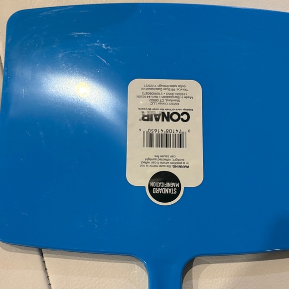 Conair 2 Handheld Mirrors in Purple and Blue - Picture 8 of 11